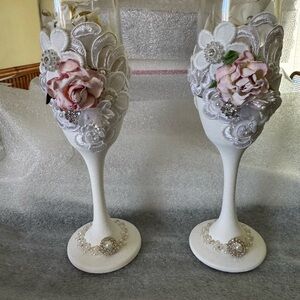 Elegant White and Pink Floral Decorated Wedding Glasses